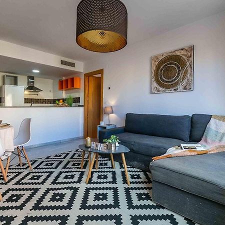 Carlos Haya Beautiful Apartment With Parking Malaga Ngoại thất bức ảnh